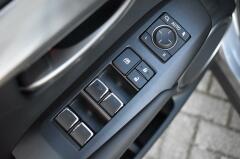 Lexus-NX-10